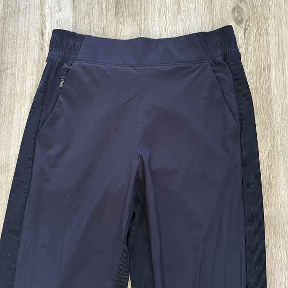 Athleta Navy Blue Brooklyn Jogger Pants Size 0 - Picture 3 of 12